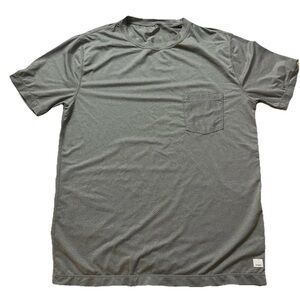 Vuori Tradewind Performance T-Shirt Mens Medium Green V109